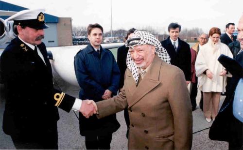 Yasser Arafat, president van de Palestijnse autoriteit, bezoekt Nederland op 12 maart 1999 (foto MdB)