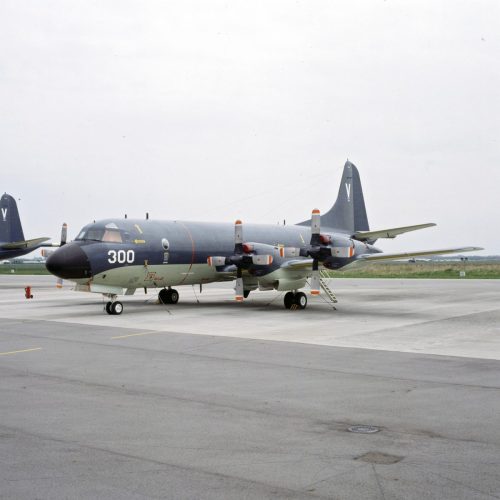 Lockheed P-3C Orion op het platform van Marinevliegkamp Valkenburg.  (Foto: collectie NIMH)